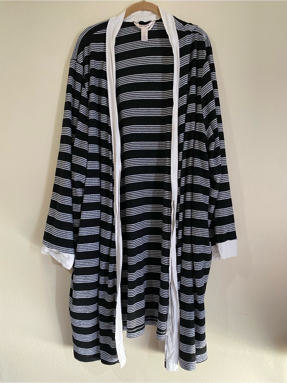 Cacique Lane Bryant Black and White Striped Terry Robe 26/28 - Picture 7 of 10